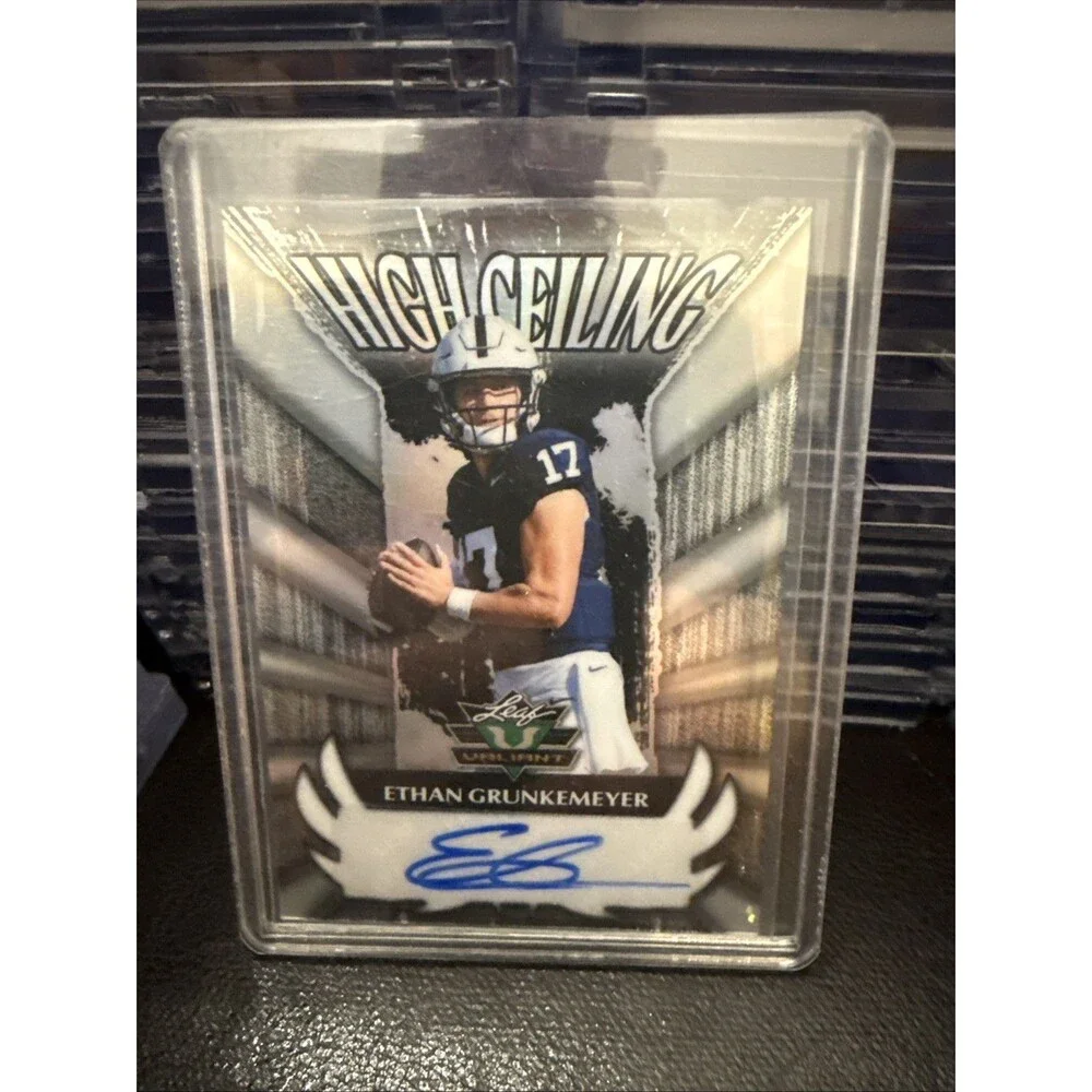 2025 Leaf High Ceiling - Autograph Ethan Grunkemeyer VHC EG1 /10 Football